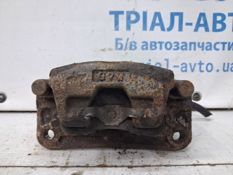 Суппорт задний правый Pajero Wagon 1999-2006 3 3.2 Дизель 4M41