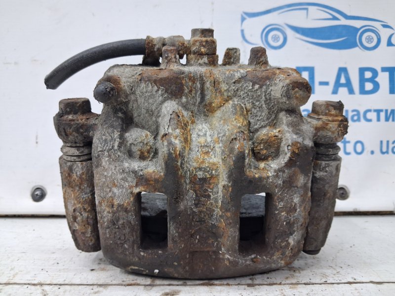 Суппорт передний левый Mitsubishi Pajero Wagon 1999-2006 3 3.2 Дизель 4M41 MR510537 Б/У