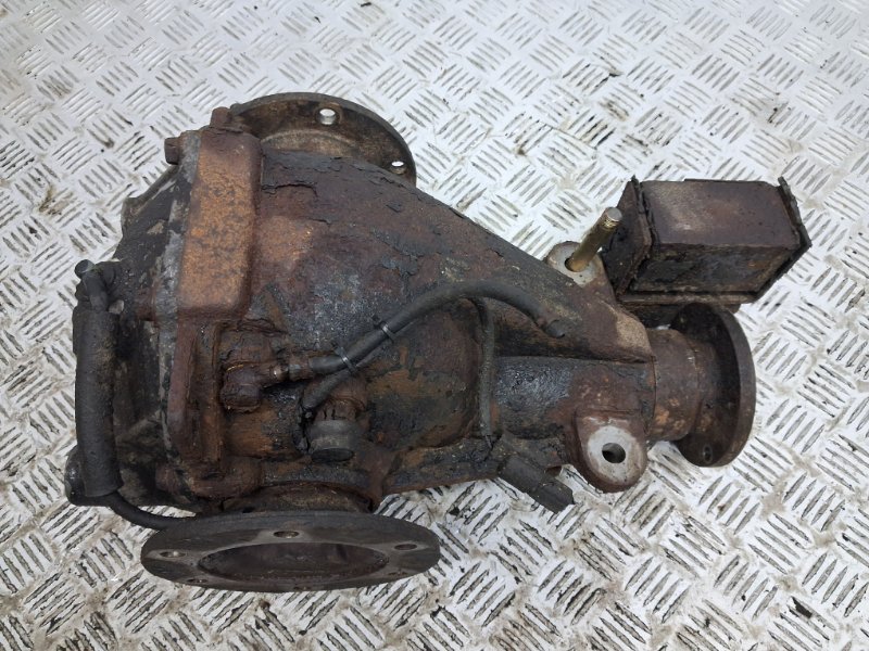 Редуктор задний Pajero Wagon 1999-2006 3 3.2 Дизель 4M41