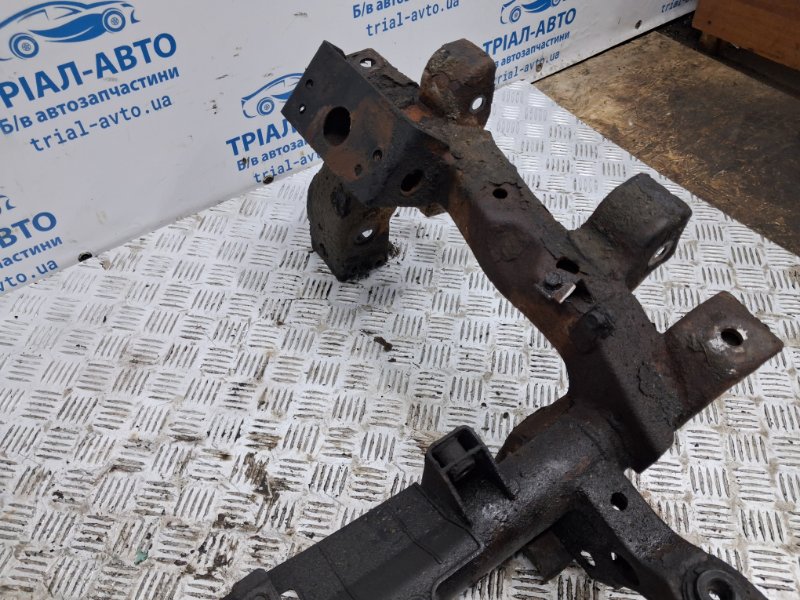 Балка передней подвески Pajero Wagon 1999-2006 3 3.2 Дизель 4M41