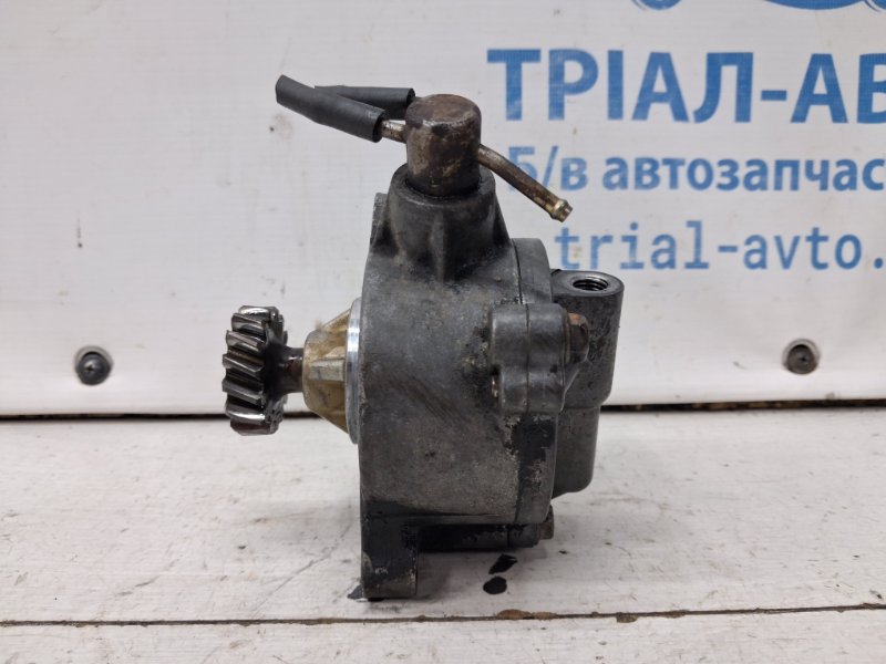 Насос вакуумный Mitsubishi Pajero Wagon 3 3.2 Дизель 4M41