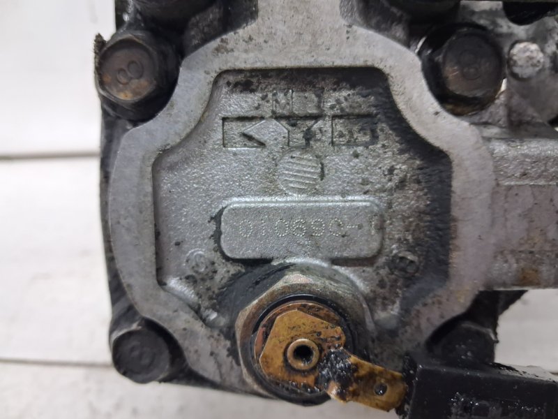 Насос ГУ Pajero Wagon 1999-2006 3 3.2 Дизель 4M41