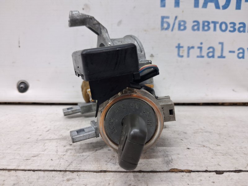 Замок зажигания Pajero Wagon 1999-2006 3 3.2 Дизель 4M41