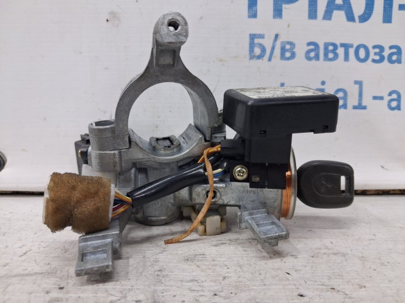 Замок зажигания Mitsubishi Pajero Wagon 3 3.2 Дизель 4M41