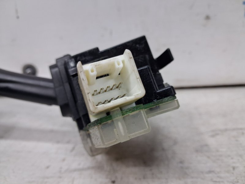 Переключатель подрулевой левый(поворотники) Pajero Wagon 1999-2006 3 3.2 Дизель 4M41