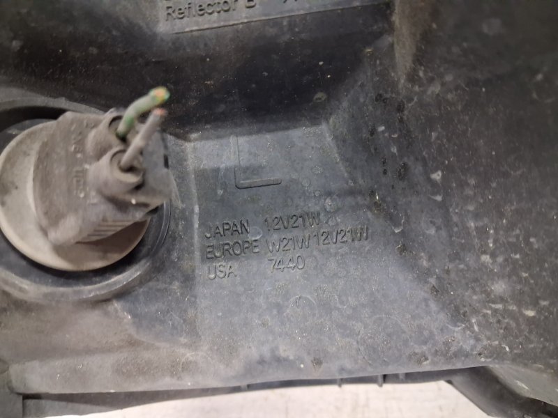 Фара левая галоген Pajero Wagon 1999-2006 3 3.2 Дизель 4M41