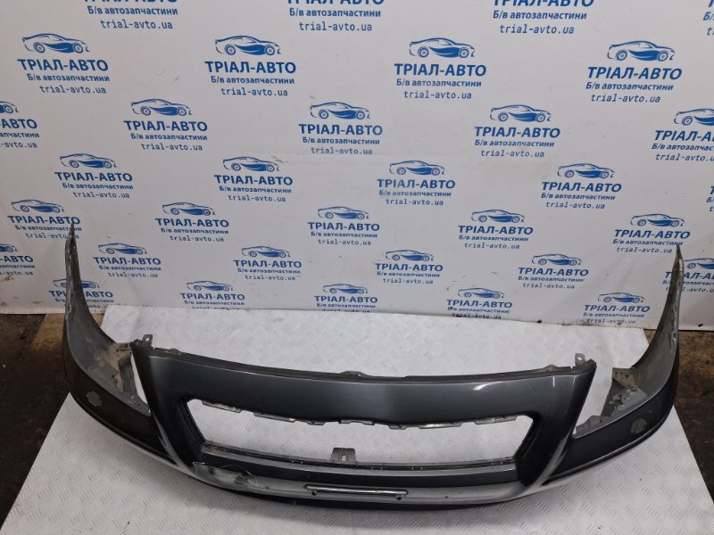 Бампер передний Toyota Avensis T25 2.2 diesel 2ADFTV Бампер передний Toyota Avensis T25 2.2 diesel 2ADFTV