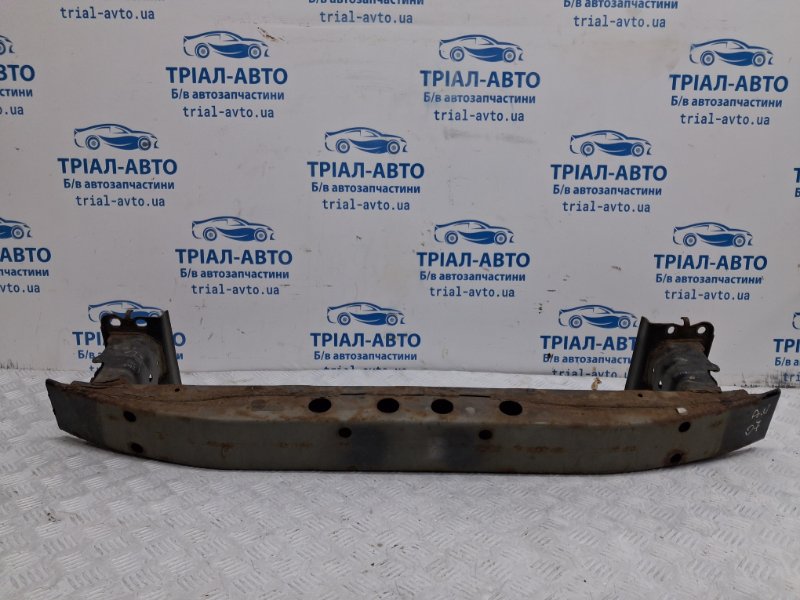 Усилитель бампера передний Toyota Avensis 2002-2010 T25 2.2 diesel 2ADFTV 5202105040 Б/У