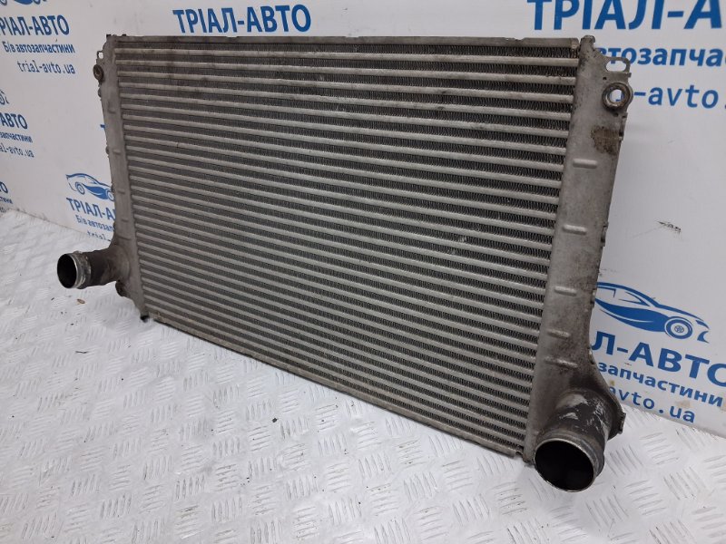 Радиатор интеркуллера Toyota Avensis T25 2.2 diesel 2ADFTV