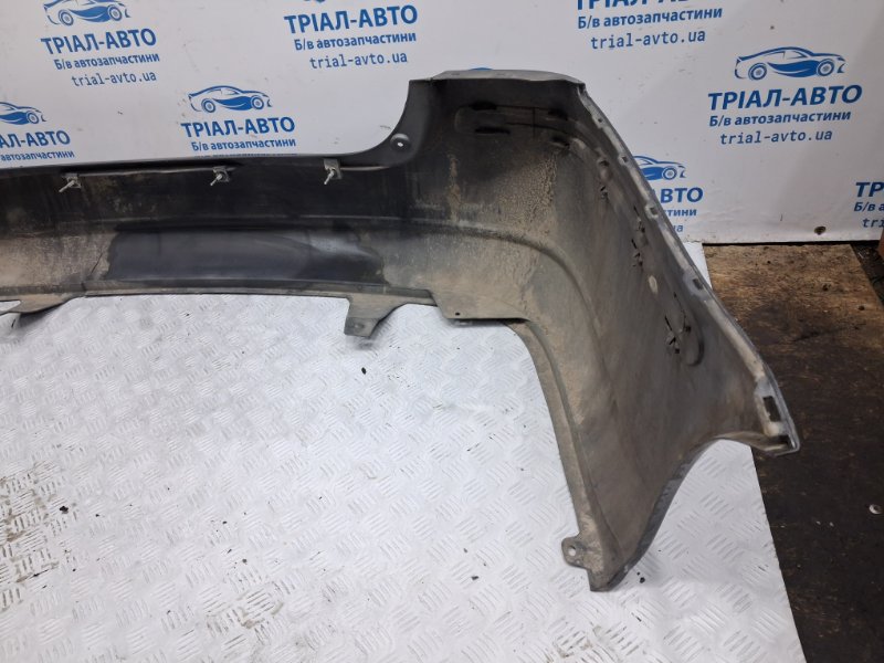 Бампер задний Avensis 2002-2010 T25 2.2 diesel 2ADFTV