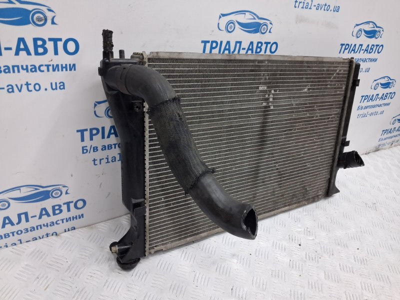 Радиатор основной Toyota Avensis T25 2.2 diesel 2ADFTV