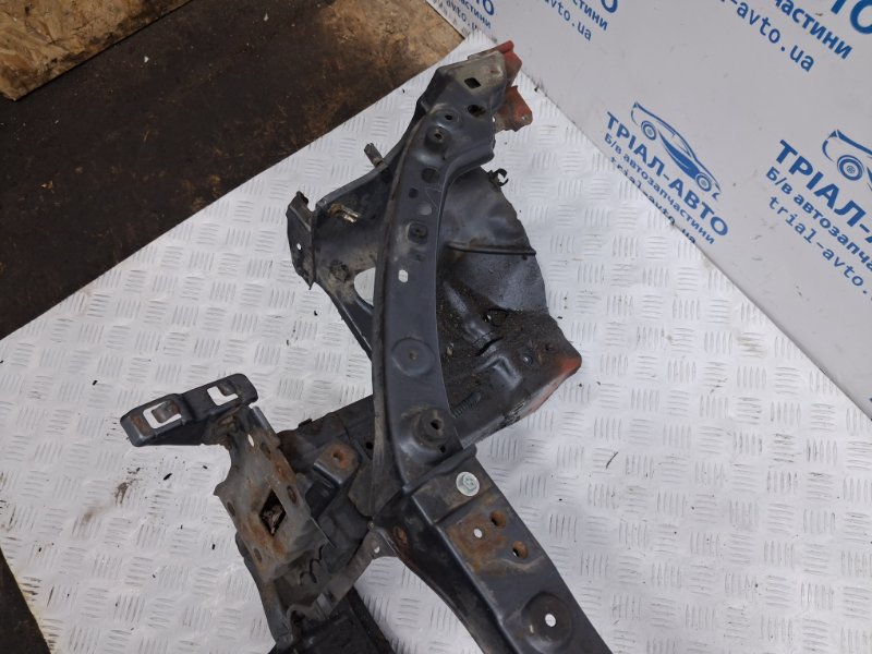 Панель передняя Avensis 2002-2010 T25 2.2 diesel 2ADFTV