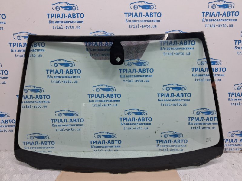 Стекло лобовое Toyota Avensis 2002-2010 T25 2.2 diesel 2ADFTV 5610105201 Б/У