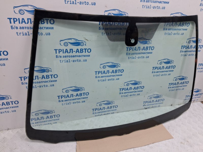 Стекло лобовое Avensis 2002-2010 T25 2.2 diesel 2ADFTV