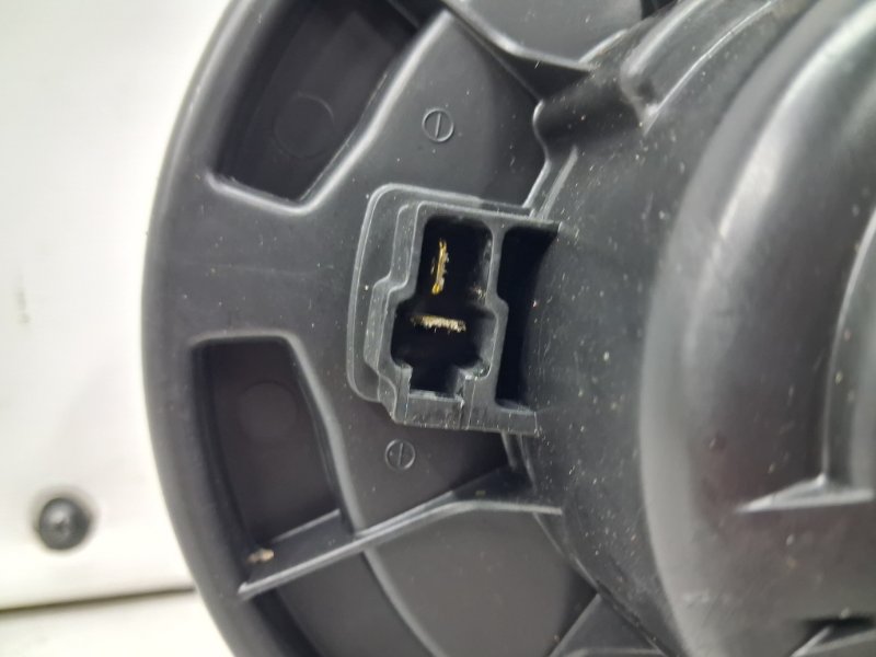 Моторчик печки Avensis 2002-2010 T25 2.2 diesel 2ADFTV