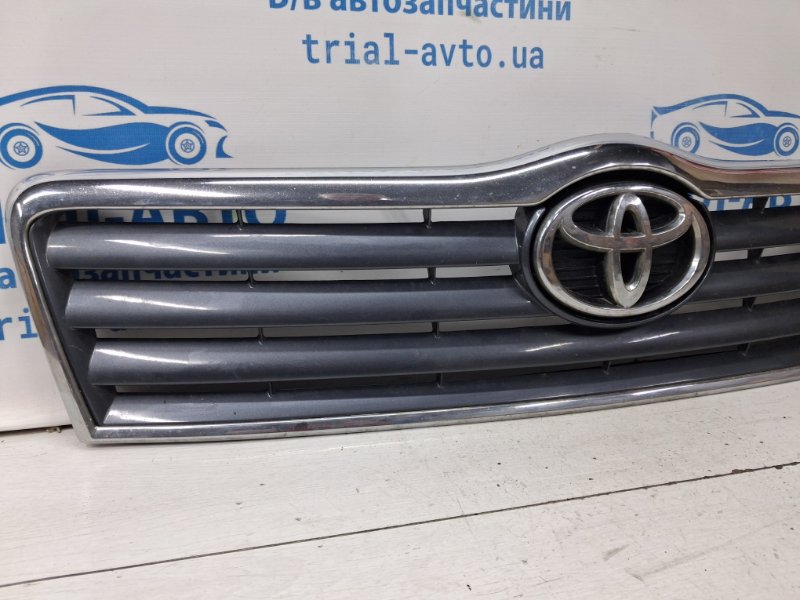 Решетка радиатора Avensis 2002-2010 T25 2.2 diesel 2ADFTV