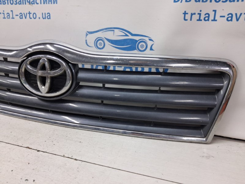 Решетка радиатора Toyota Avensis T25 2.2 diesel 2ADFTV