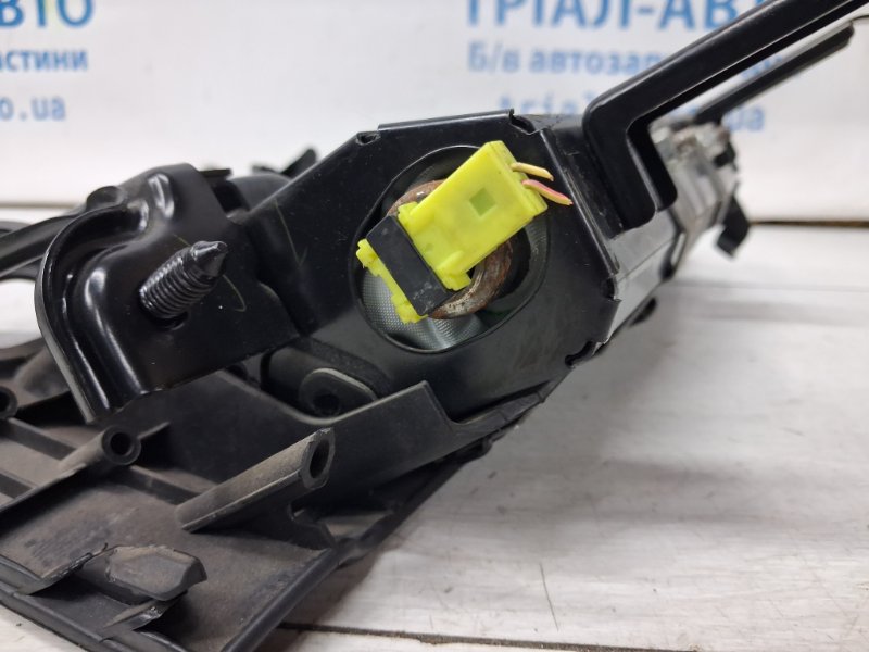 Подушка в колени Avensis 2002-2010 T25 2.2 diesel 2ADFTV