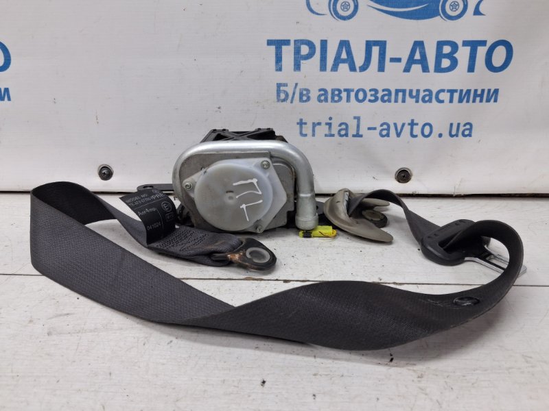 Ремень безопасности передний левый Toyota Avensis 2002-2010 T25 2.2 diesel 2ADFTV 7322005051C0 Б/У