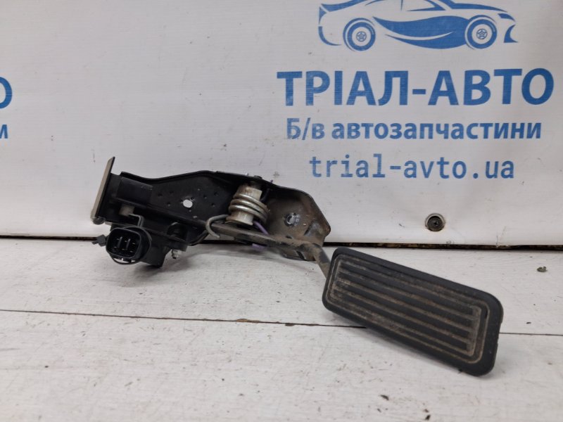 Педаль газа Avensis 2002-2010 T25 2.2 diesel 2ADFTV