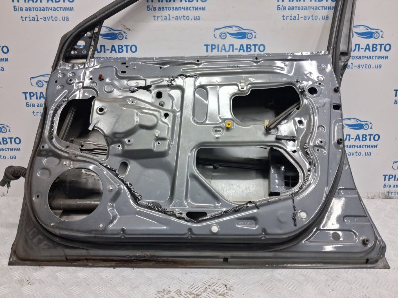 Дверь передняя правая Avensis 2002-2010 T25 2.2 diesel 2ADFTV