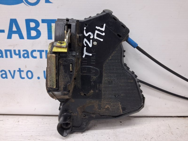 Замок двери передний левый Avensis 2002-2010 T25 2.2 diesel 2ADFTV