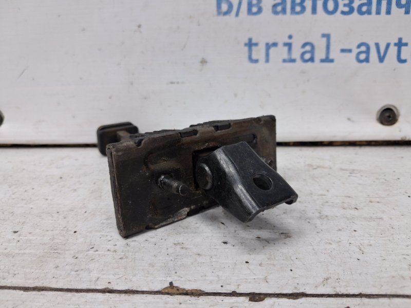 Ограничитель двери задний правый Avensis 2002-2010 T25 2.2 diesel 2ADFTV