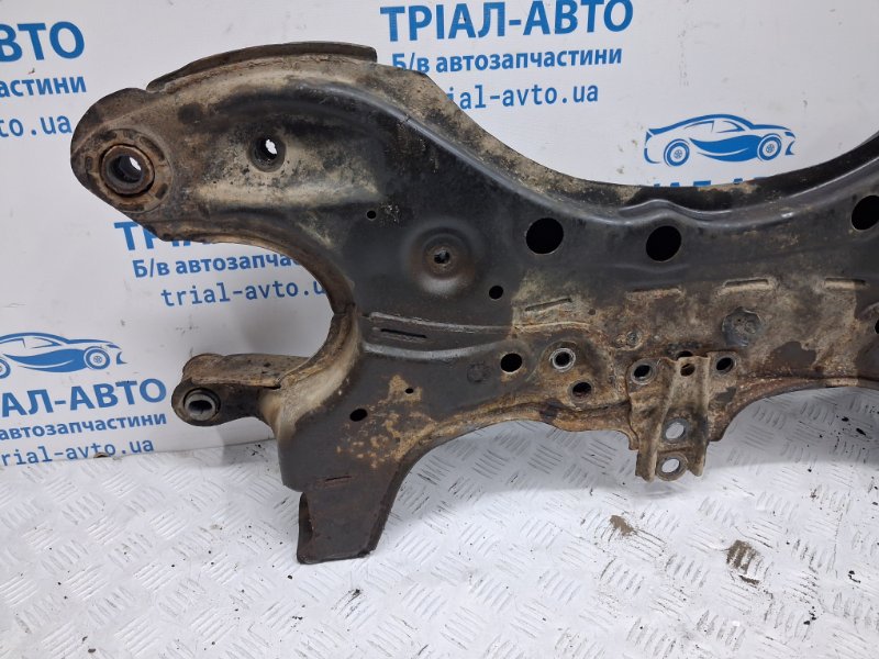 Балка передней подвески Avensis 2002-2010 T25 2.2 diesel 2ADFTV