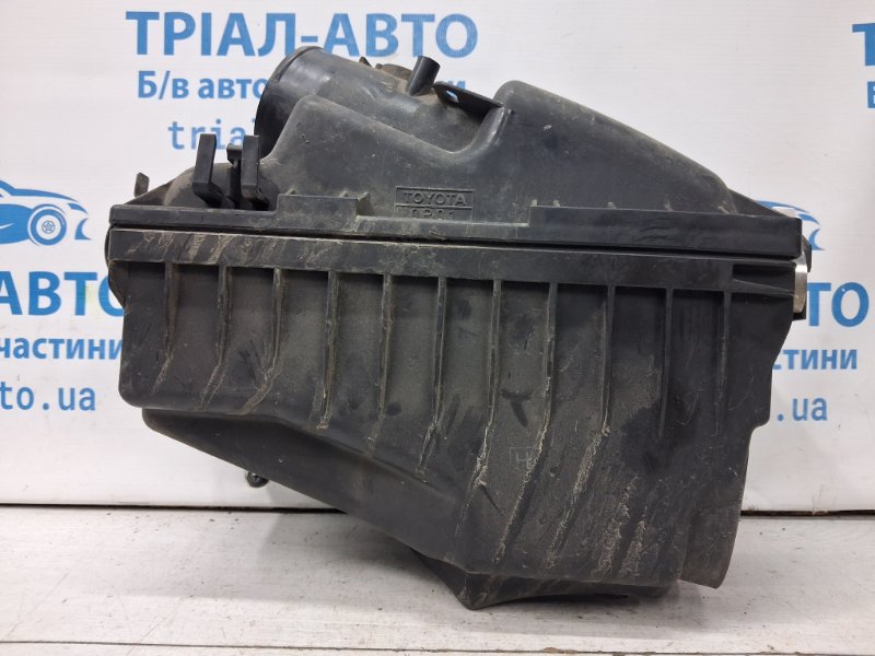 Корпус воздушного фильтра Toyota Avensis 2002-2010 T25 2.2 diesel 2ADFTV 177010R010 Б/У