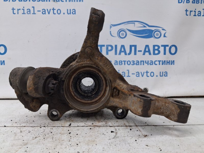Кулак поворотный левый со ступицей Toyota Avensis 2002-2010 T25 2.2 diesel 2ADFTV 4321205060 Б/У