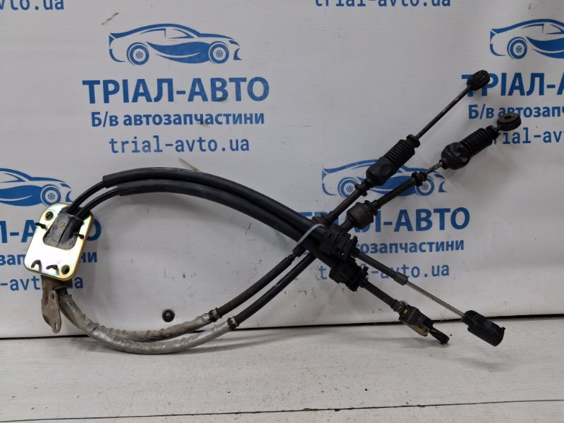 Трос коробки передач Toyota Avensis 2002-2010 T25 2.2 diesel 2ADFTV 3382005300 Б/У