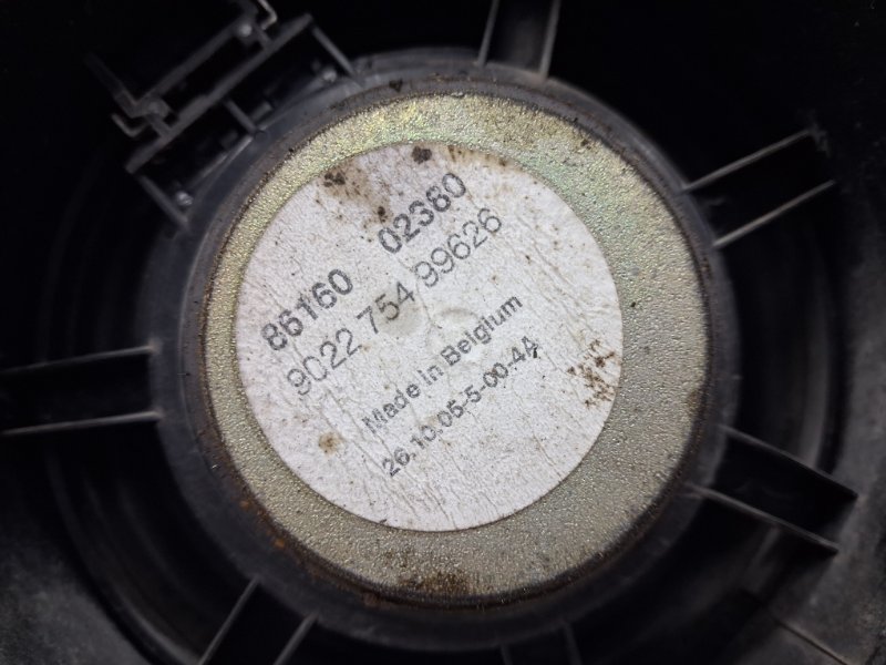 Динамик музыкальный задний Toyota Avensis T25 2.2 diesel 2ADFTV