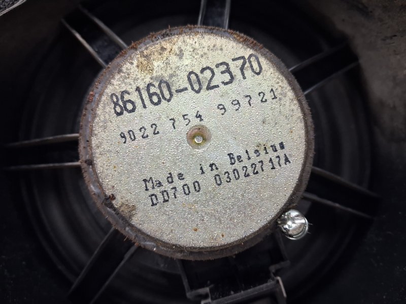 Динамик музыкальный передний Toyota Avensis T25 2.2 diesel 2ADFTV