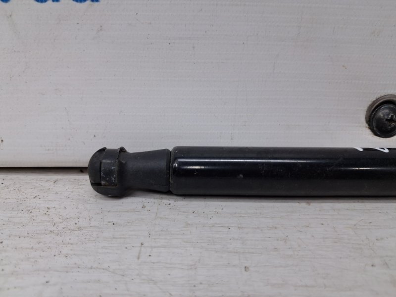 Амортизатор крышки багажника Avensis 2002-2010 T25 2.2 diesel 2ADFTV