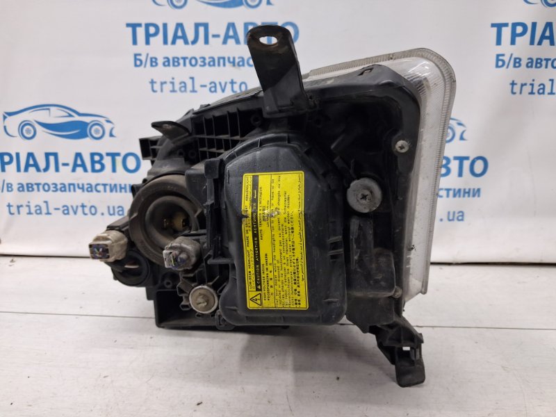 Фара правая галоген Avensis 2002-2010 T25 2.2 diesel 2ADFTV