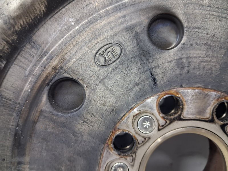 Маховик Toyota Avensis T25 2.2 diesel 2ADFTV