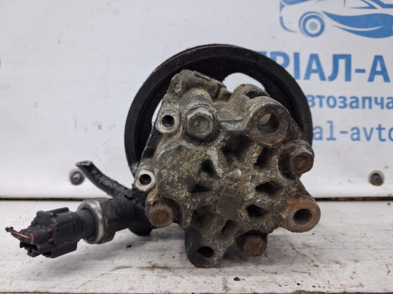 Насос ГУ Avensis 2002-2010 T25 2.2 diesel 2ADFTV