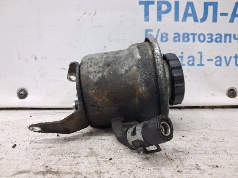 Бачок ГУР Toyota Avensis 2002-2010 T25 2.2 diesel 2ADFTV 4430522040 Б/У