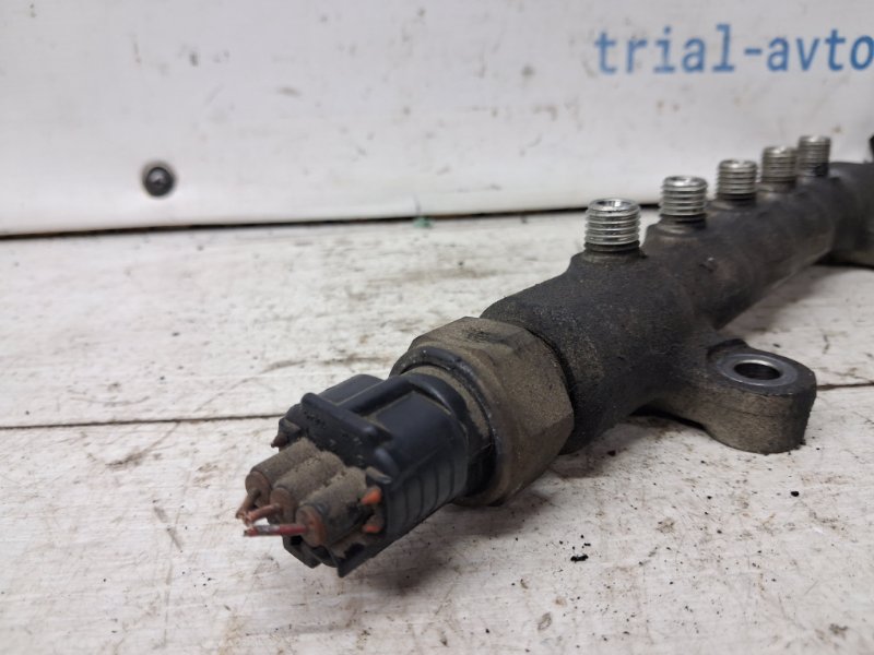 Топливная рампа Toyota Avensis T25 2.2 diesel 2ADFTV