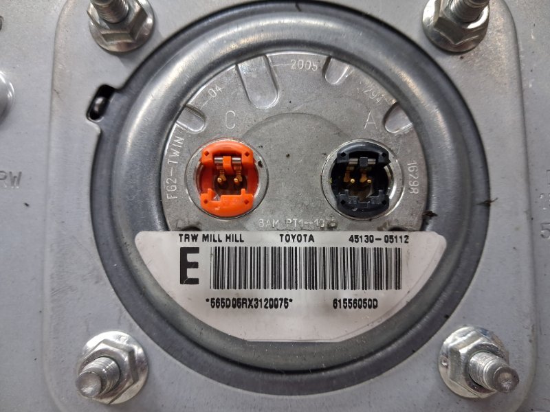 Подушка безопасности в руль Avensis 2002-2010 T25 2.2 diesel 2ADFTV