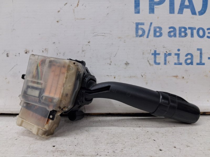 Переключатель подрулевой левый(поворотники) Toyota Avensis T25 2.2 diesel 2ADFTV