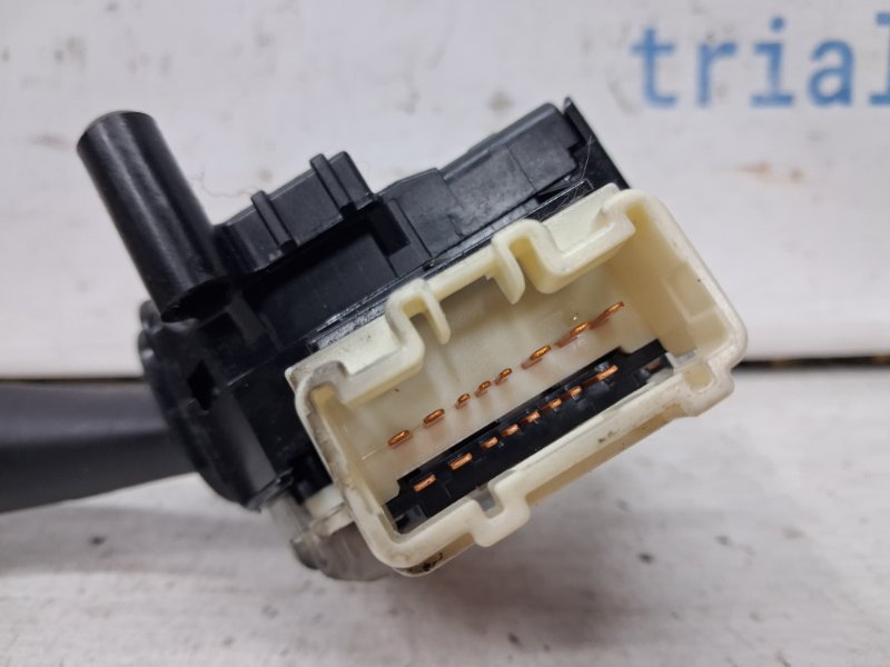 Переключатель подрулевой левый(поворотники) Avensis 2002-2010 T25 2.2 diesel 2ADFTV