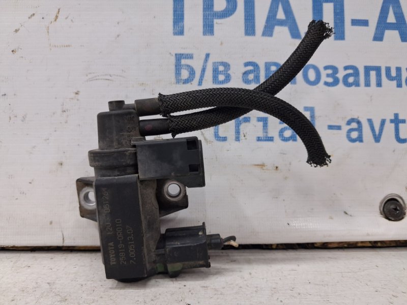 Клапан управления турбиной Toyota Avensis 2002-2010 T25 2.2 diesel 2ADFTV 258190R010 Б/У