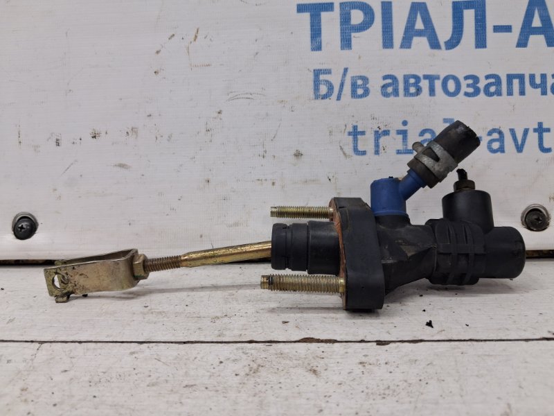 Запчасть цилиндр сцепления главный Toyota Avensis 2002-2010 T25 2.2 diesel 2ADFTV 3142005040 Б/У Цилиндр сцепления главный Toyota Avensis 2002-2010 T25 2.2 diesel 2ADFTV 3142005040 Б/У