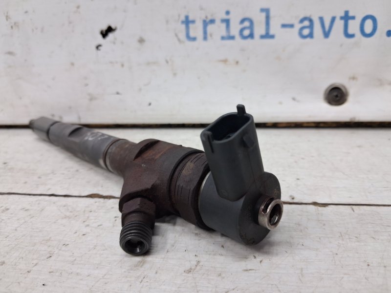 Форсунка топливная Kia Sorento BL 2.5 diesel D4CB