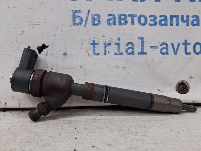 Форсунка топливная Kia Sorento 2002-2011 BL 2.5 diesel D4CB 338002A900 Б/У