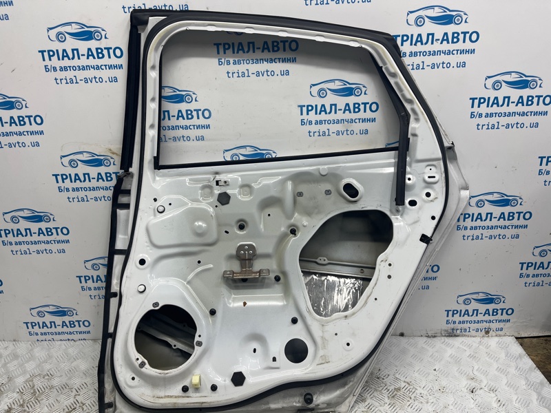 Дверь задняя правая Fusion USA 2013-2020 2 1.5 бензин ENUN0
