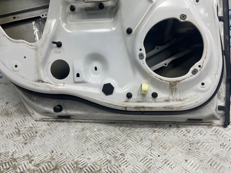 Дверь задняя левая Fusion USA 2013-2020 2 1.5 бензин ENUN0