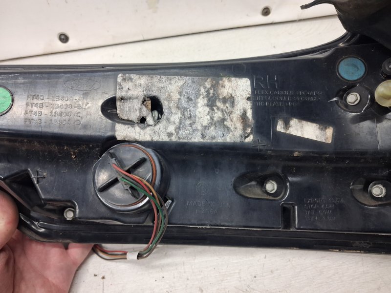 Фонарь задний внешний правый Edge 2015-2018 2 2.0 бензин ENR90