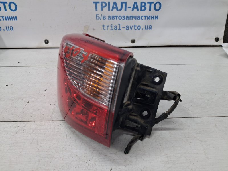 Фонарь задний внешний левый Infiniti QX60 L50 3.5 бензин VQ35DE